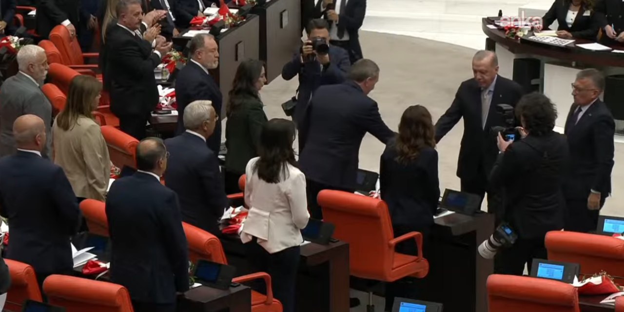 Son Dakika | Erdoğan'dan çok manidar hareket Bahçeli'den önce DEM'e gitti