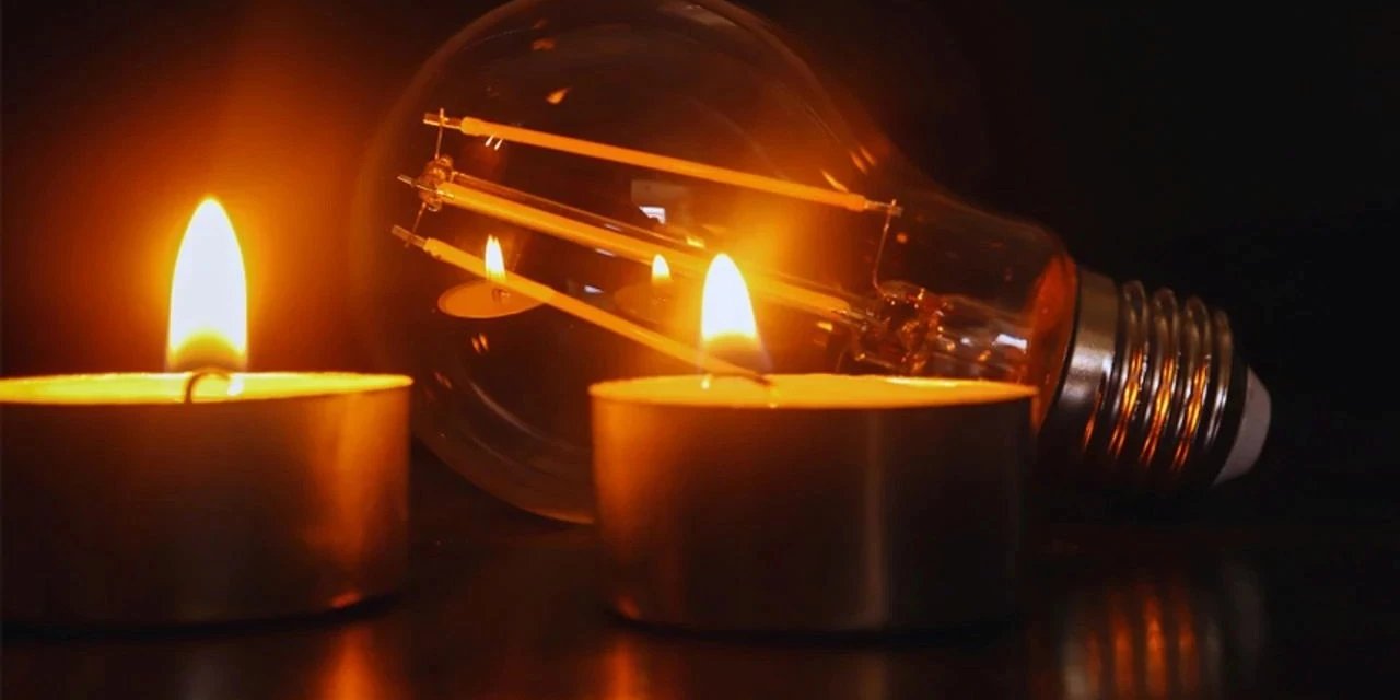 İstanbul'un 22 ilçesine kritik uyarı! 8 saatlik elektrik kesintileri yapılacak: Önleminizi alın