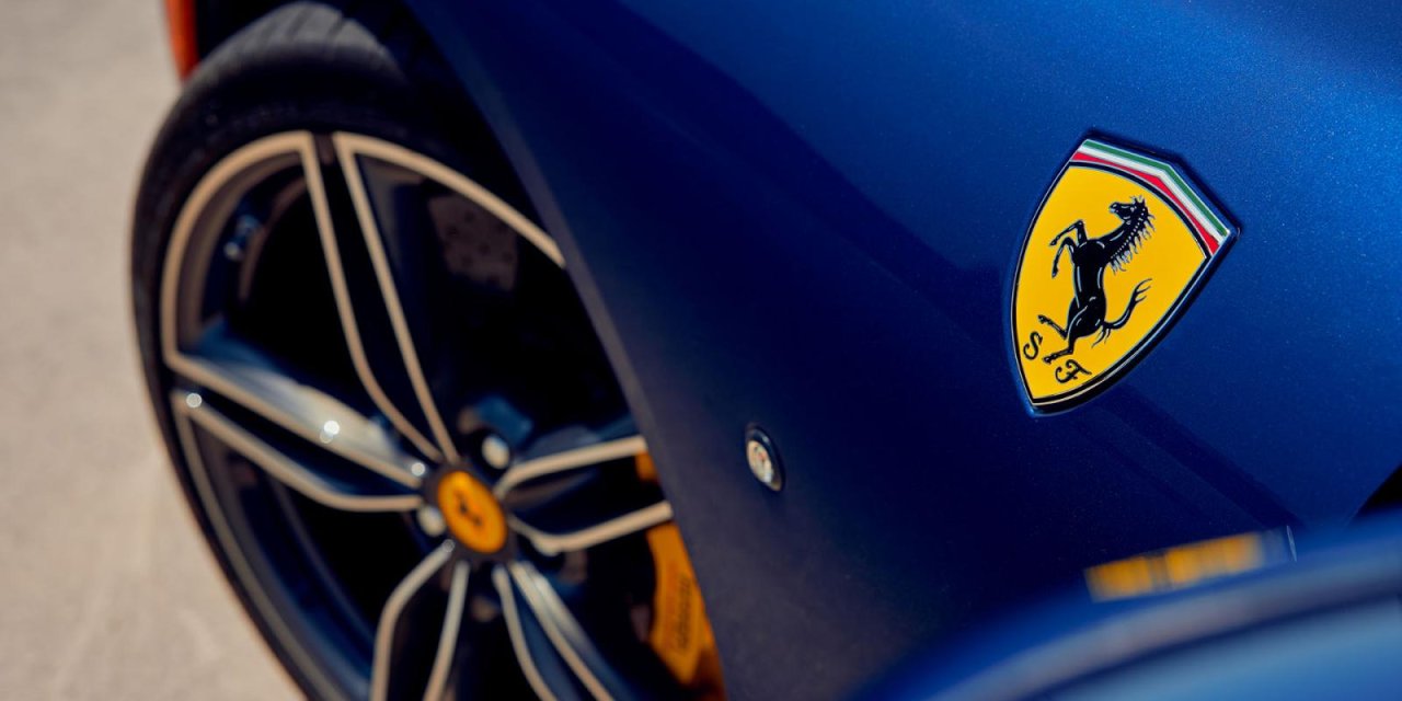 Tarihin ilk elektrikli Ferrari'si yollara çıktı