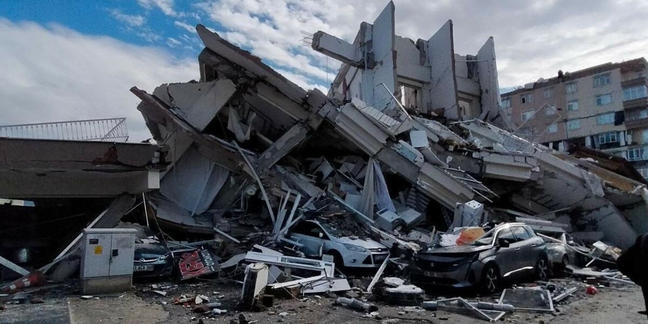 Deprem davasında mahkemeden İl Müdürlüğü'ne 10 gün süre