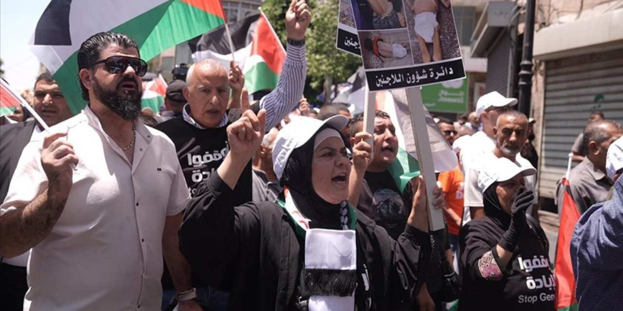 Batı Şeria'daki Filistinliler Sumud Filosu saldırısı protesto edildi