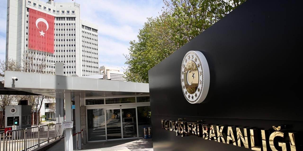 Son dakika | Dışişleri'nden Karadağ açıklaması! Türklere vizeyi kaldırmışlardı