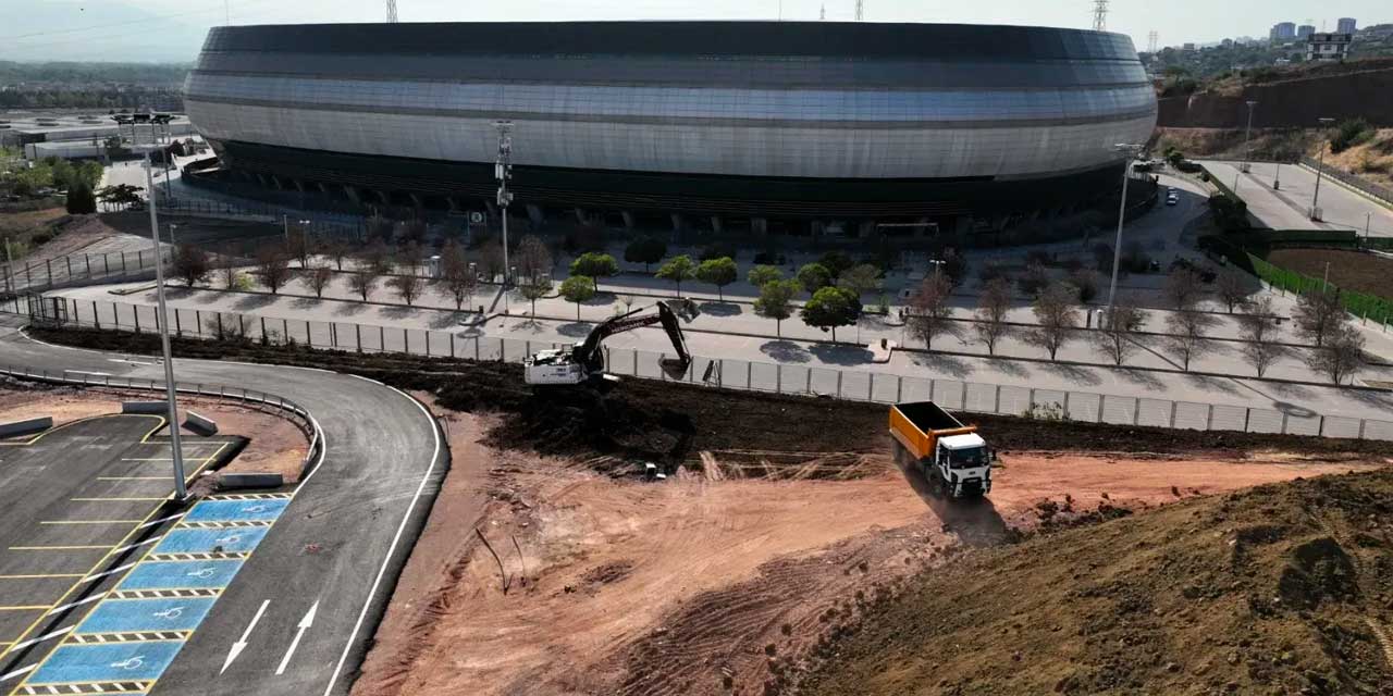 Kocaelispor Stadı'na toprak kayması önlemi