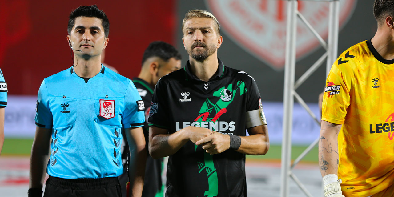 Sakaryaspor'da Caner Erkin kararı: Açık açık affını isteyecek