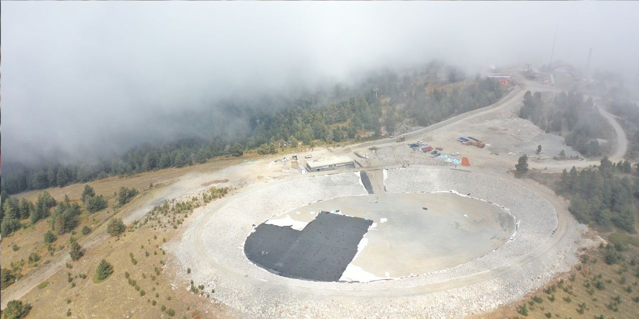 Sarıkamış'a suni kar: Kaymak için kar yağması beklenmeyecek