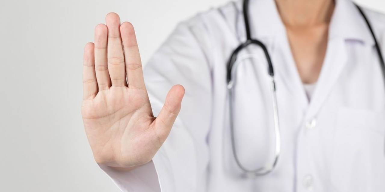 Sağlıkta şiddet sürüyor! Rize'de aile hekimine saldırı