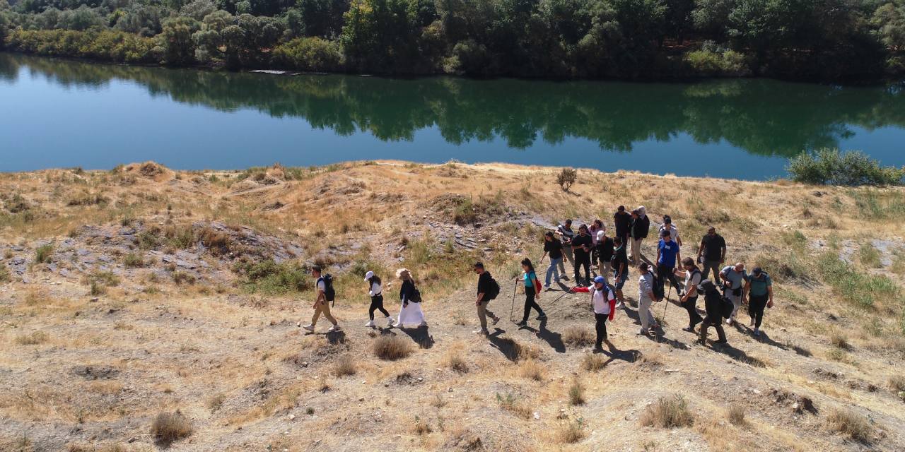Muş'ta doğayla iç içe 1500 adım