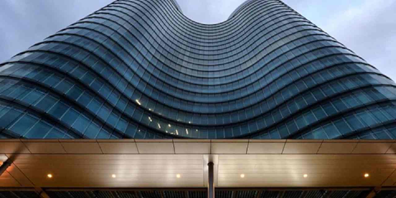 Kazaklar Türkiye'deki ünlü bankayı satın alıyor!