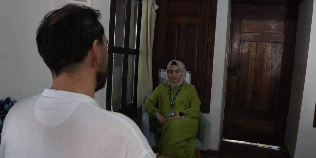 Uyuşturucudan kurtuldu, şimdi akademisyen olma yolunda