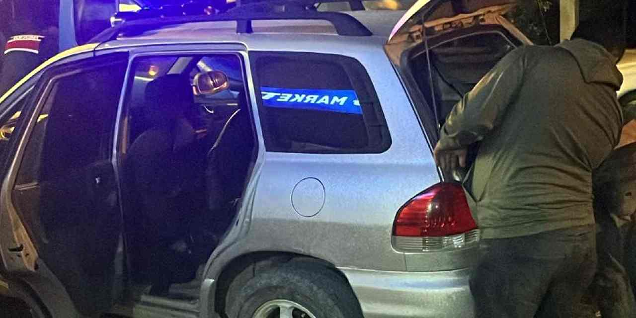 Projektörle tavşan avlayan 2 kişi yakalandı!