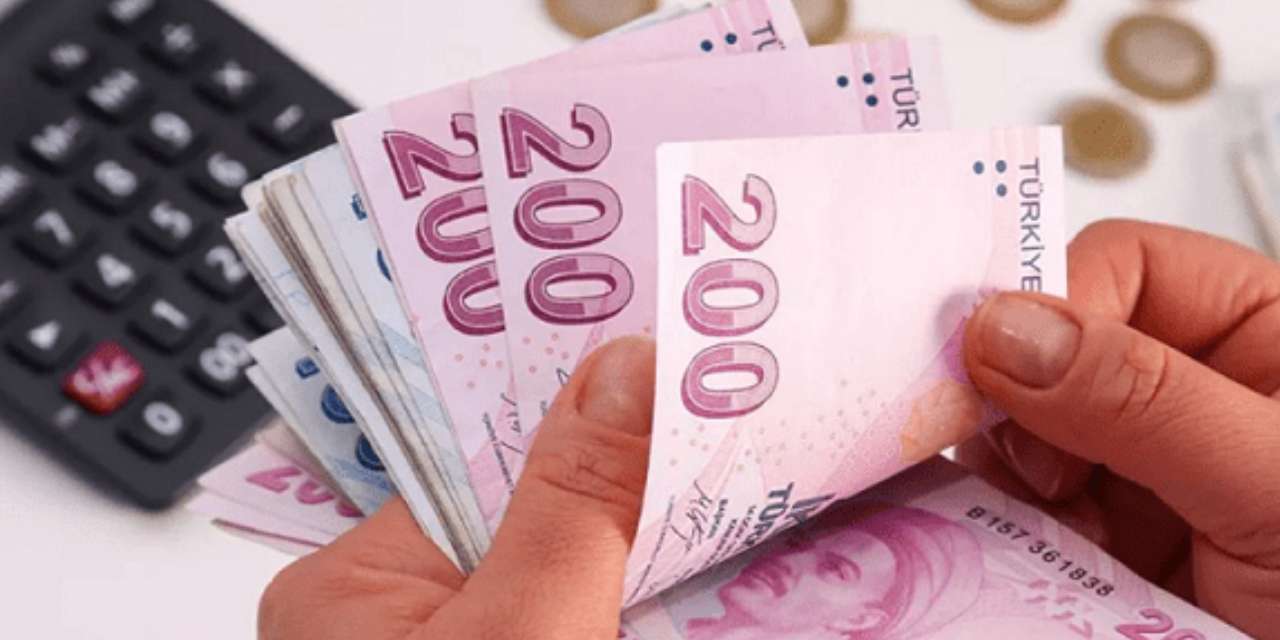 Asgari ücreti nokta atışı bilmişti: Bankacılık devi oran verdi!