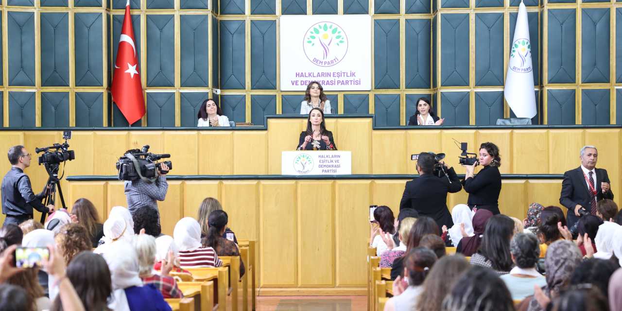 Meclis’teki Apo sloganlarına suç duyurusu!