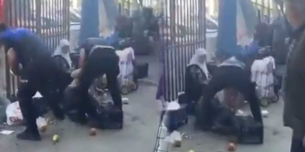 Manisa’da zabıta biber satan kadını tartakladı! Gücünüz ona mı yetti hiç mi utanmadınız?