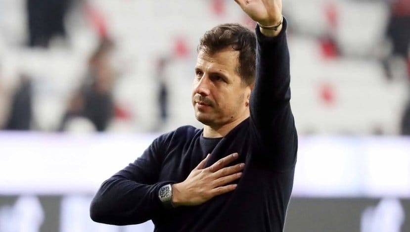 Emre Belözoğlu veda etti