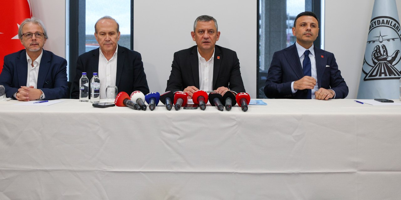 Son Dakika | Özel'den 12 maddelik KKTC açıklaması! "Seçimlere müdahil olmak isteyenler..."