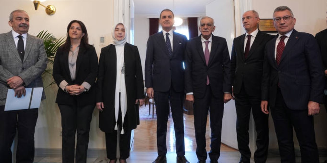 AKP ve DEM Parti arasında 'Öcalan sloganı' krizi