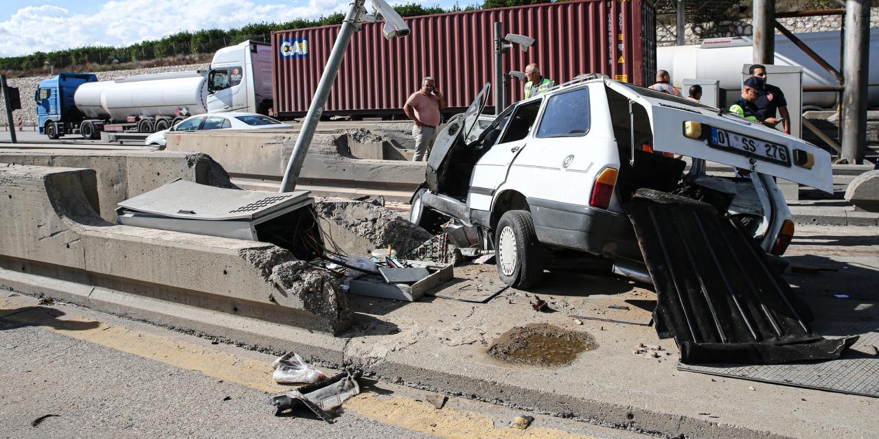 Otoyolda dehşet anları: Karı koca feci şekilde can verdi