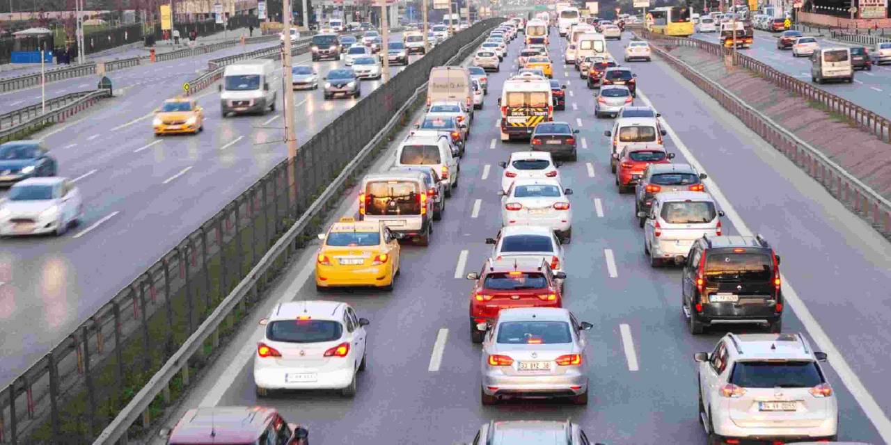 İstanbullular dikkat: Bu yollar üç gün trafiğe kapatılacak!