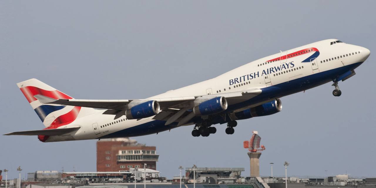 İstanbul'dan kalkan uçakta korku dolu anlar: Acil iniş yaptı