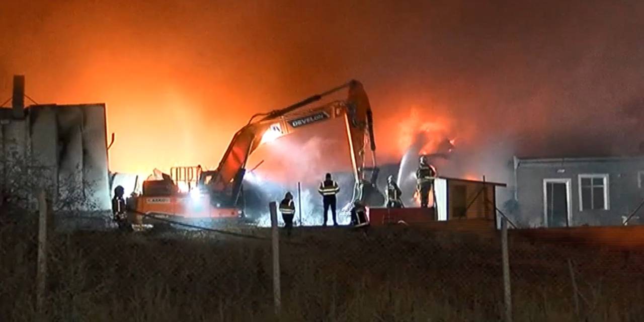 Ankara'da gece yarısı korkutan yangın