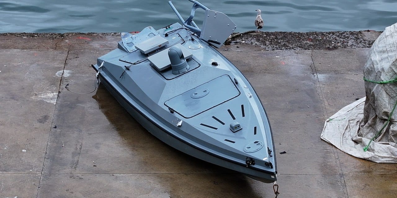 Türk kıyılarında panik yaratan iki deniz aracı! MSB Ukrayna'yı işaret etti