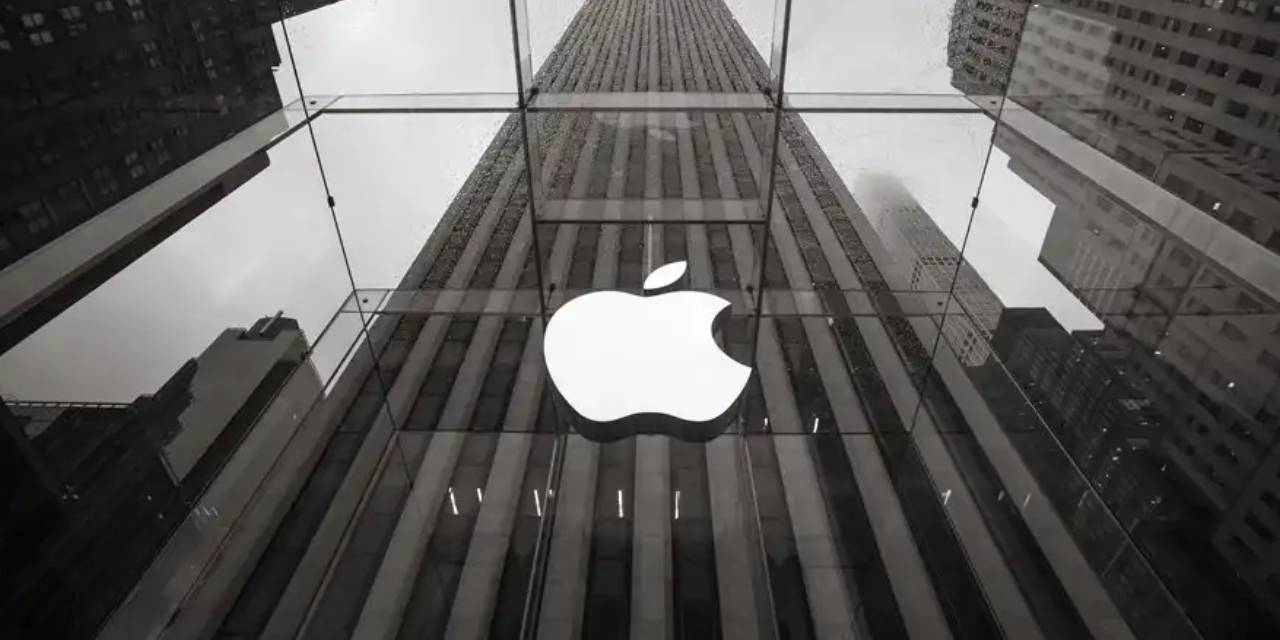 Apple'ın rallisi Dow Jones endeksine 500 puan kazandırdı
