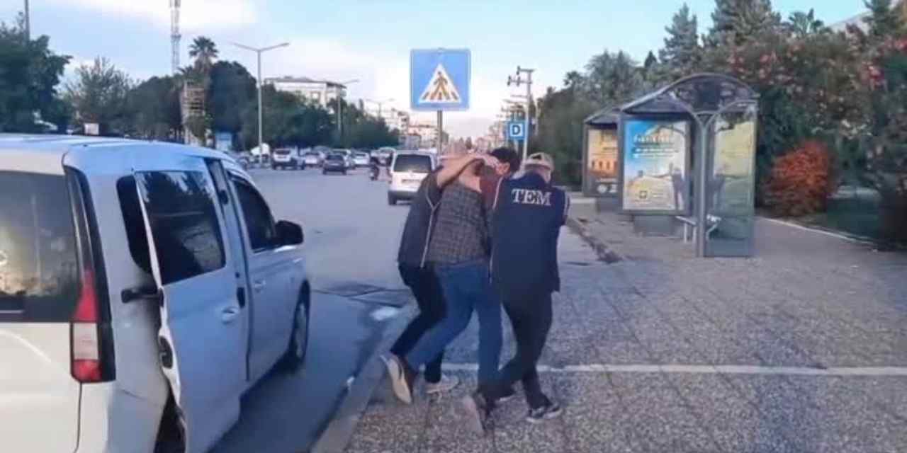 9 yıldır aranan FETÖ zanlısı sahte kimlikle yakalandı