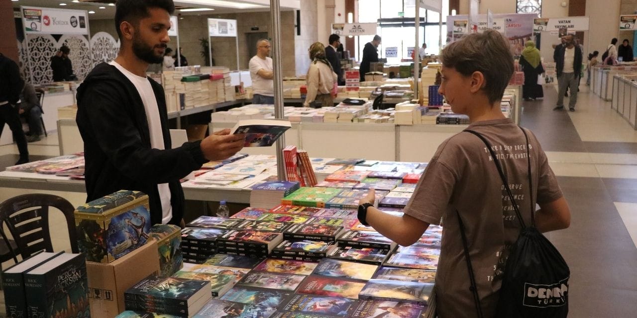 Gaziantep'te 9. Kitap Fuarı başladı