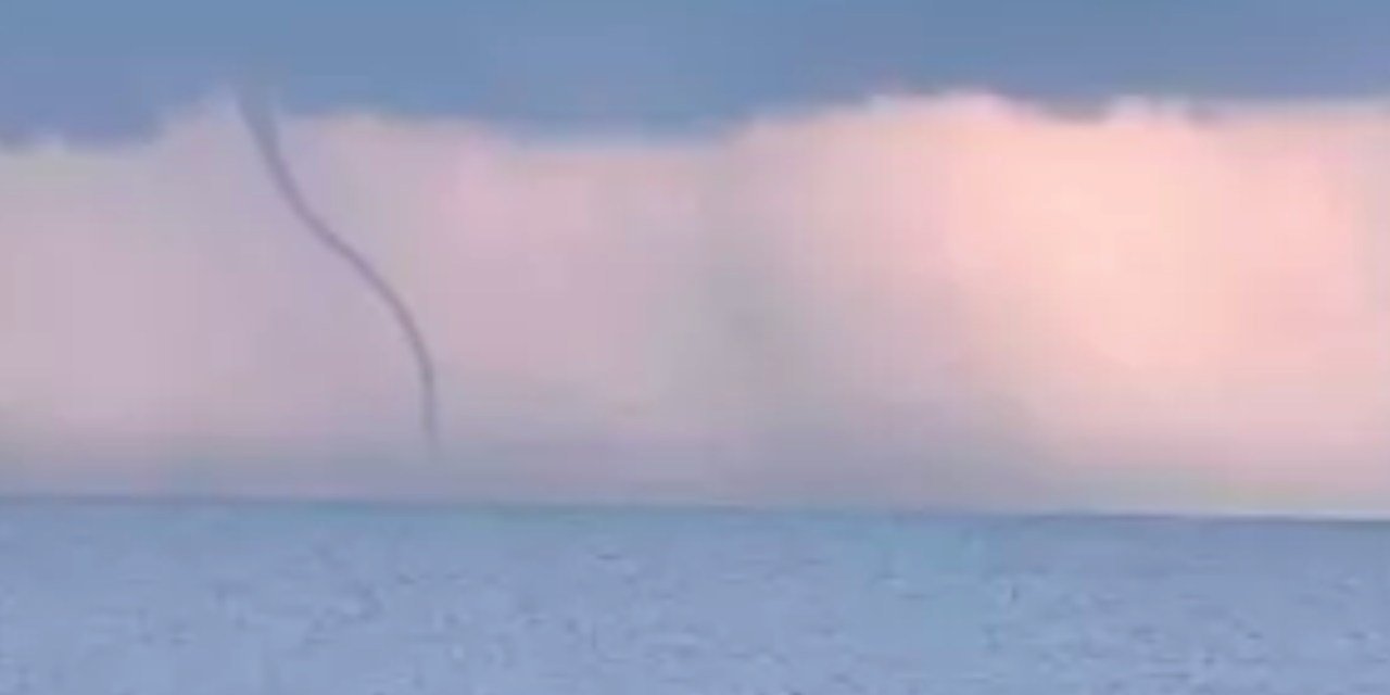 Alanya'da hortum görüntülendi