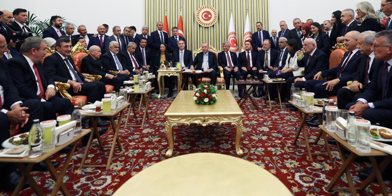 Erdoğan yerden yere vurduğu o taktiği kullanabilir! Eski AKP'lilerden yeşil ışık