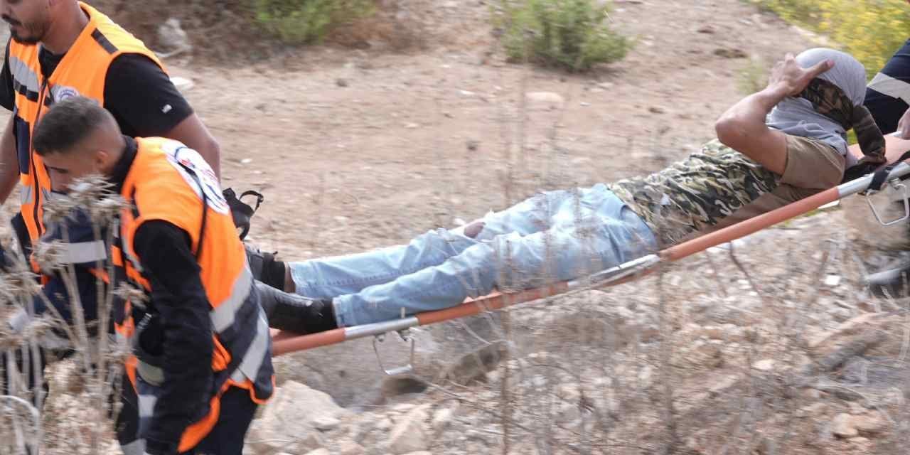 İsrail askerleri 'sevinmeyin' diyerek Filistinli kalabalığa saldırdı