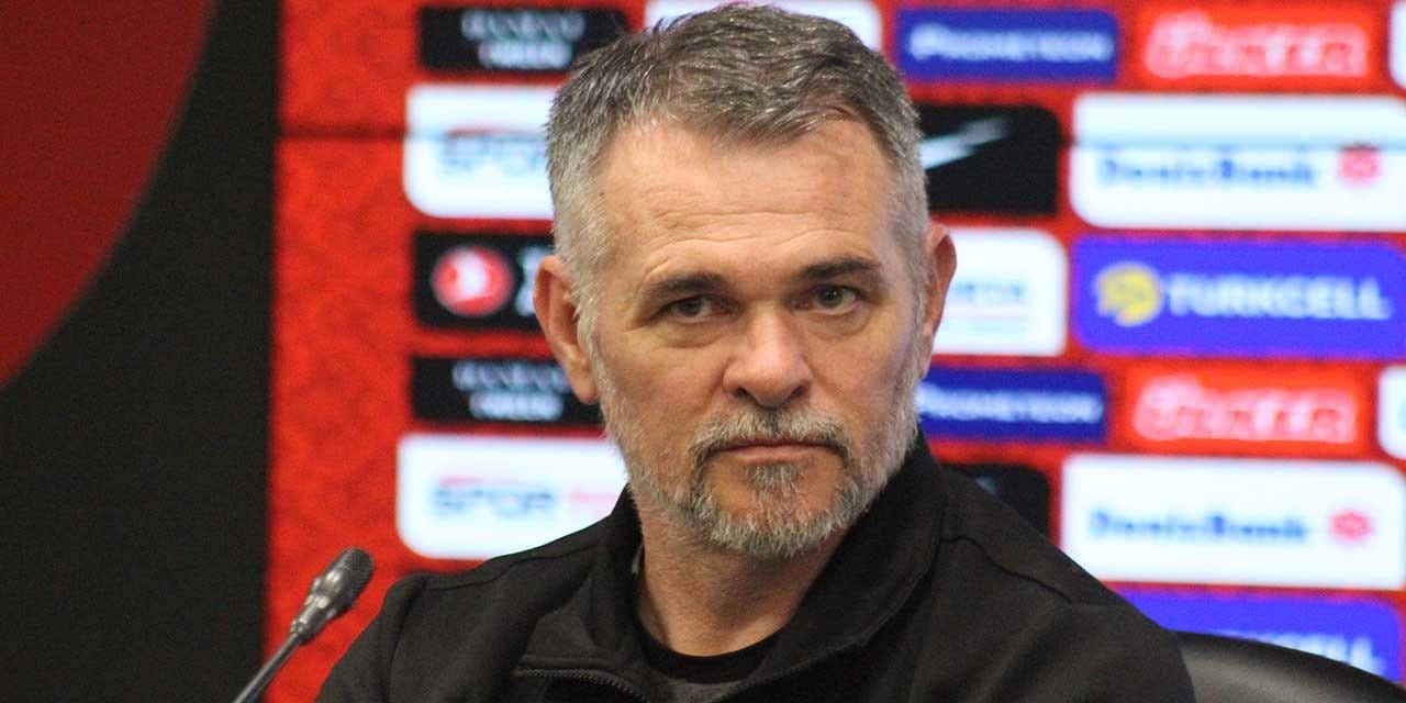 Willy Sagnol: Türkiye ile oynamak kolay değil