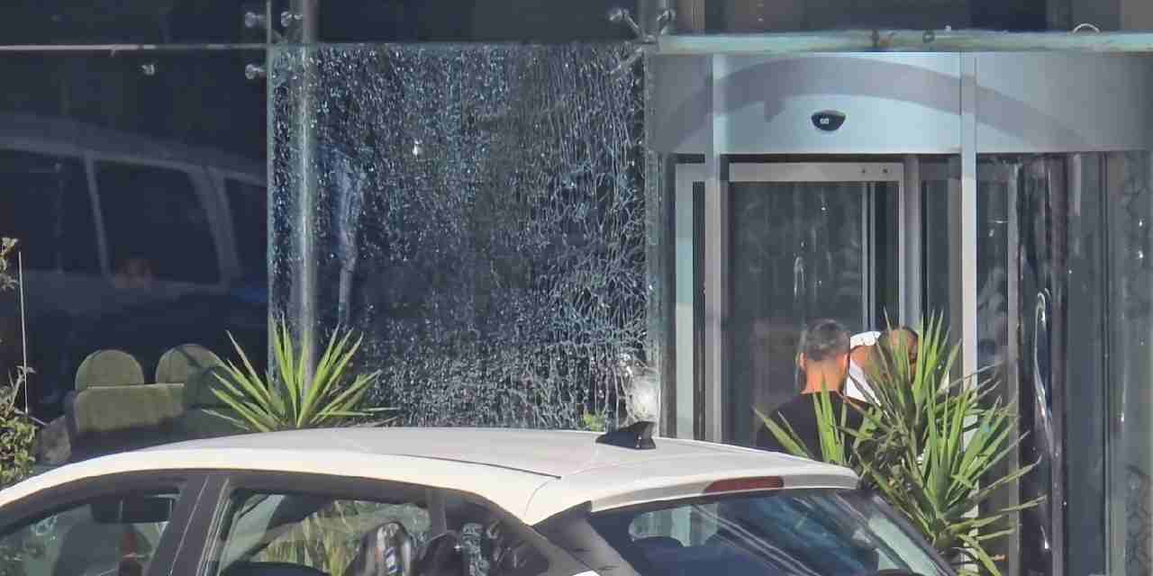 Motosikletli saldırganlar kurşun yağdırdı