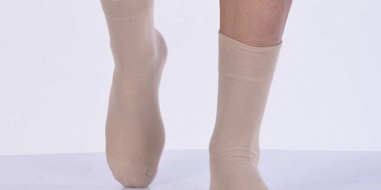 İcradan satılık erkek çorabı ve terlik!