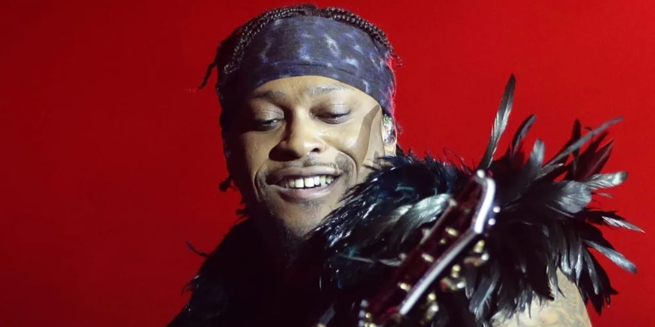 Grammy ödüllü şarkıcı hayatını kaybetti