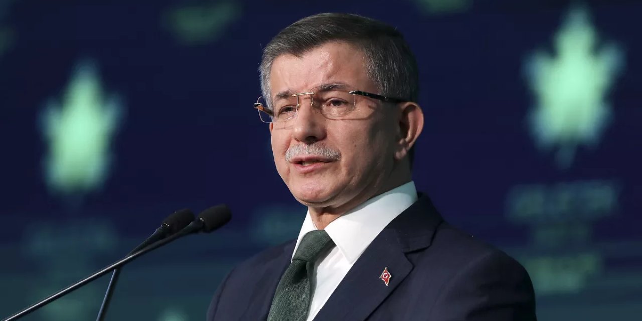 Davutoğlu İngiltere'de görüşmeler yapacak