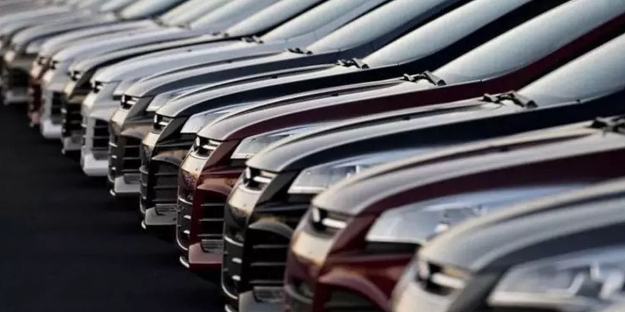 Türkiye'de en çok satılan otomobiller belli oldu: İlk 2 sırada aynı marka var