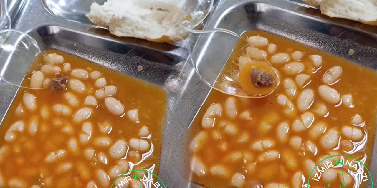 Kuru fasulyeye koyulan et önce tabakta sonra sosyal medyada parladı: Bu kadarı gut hastası yapar aman!