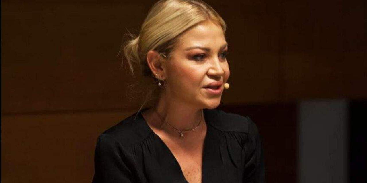 Ebru Baki Halk TV'de