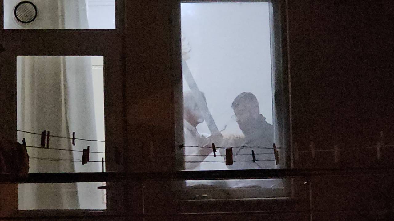 Çorum'da arkadaşını kılıçla rehin aldı: Nedeni bakın ne çıktı