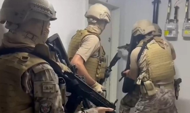 Antalya Nüfus Müdürlüğünde akıl almaz olay