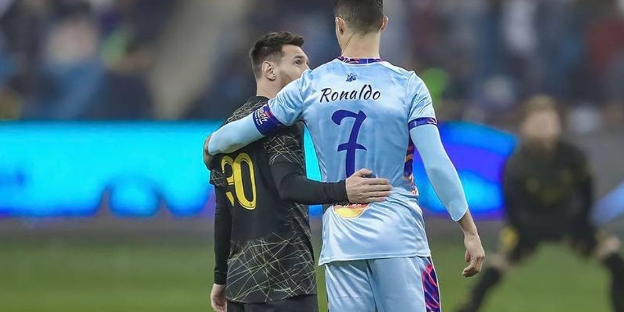 Ronaldo Messi'ye fark attı