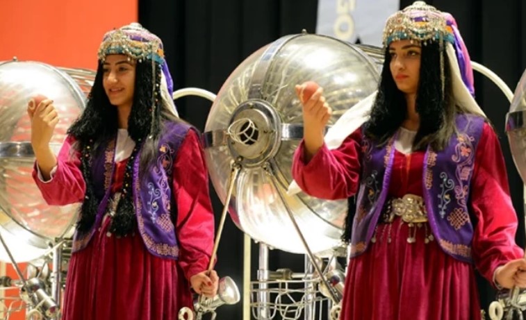 'İkramiye bizim mahalleye çıkmış'