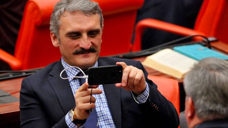 AKP'nin 'Yeliz'inden olay paylaşım!