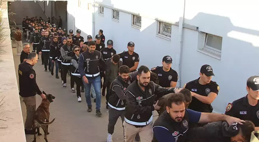 Emniyet 'Bayğaralar' operasyonunu kurban keserek kutlamıştı: 96 kişi tutuklandı