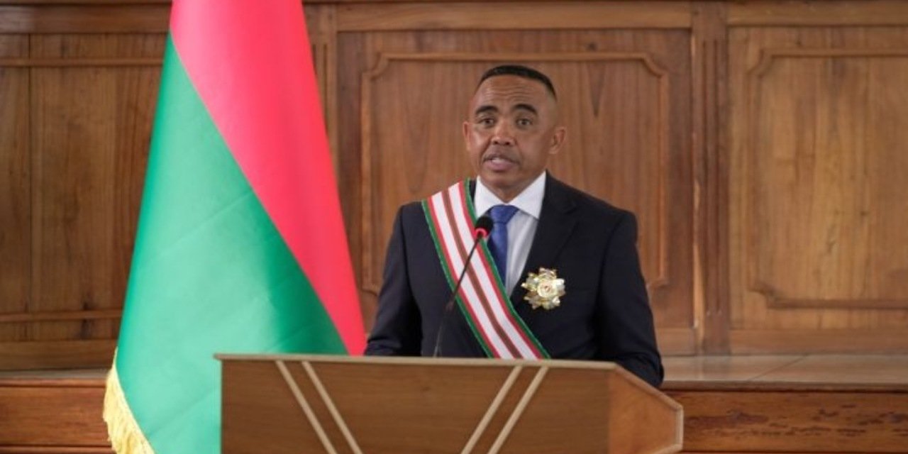 Madagaskar'da ordu yönetime el koydu: Yeni Cumhurbaşkanı yemin etti