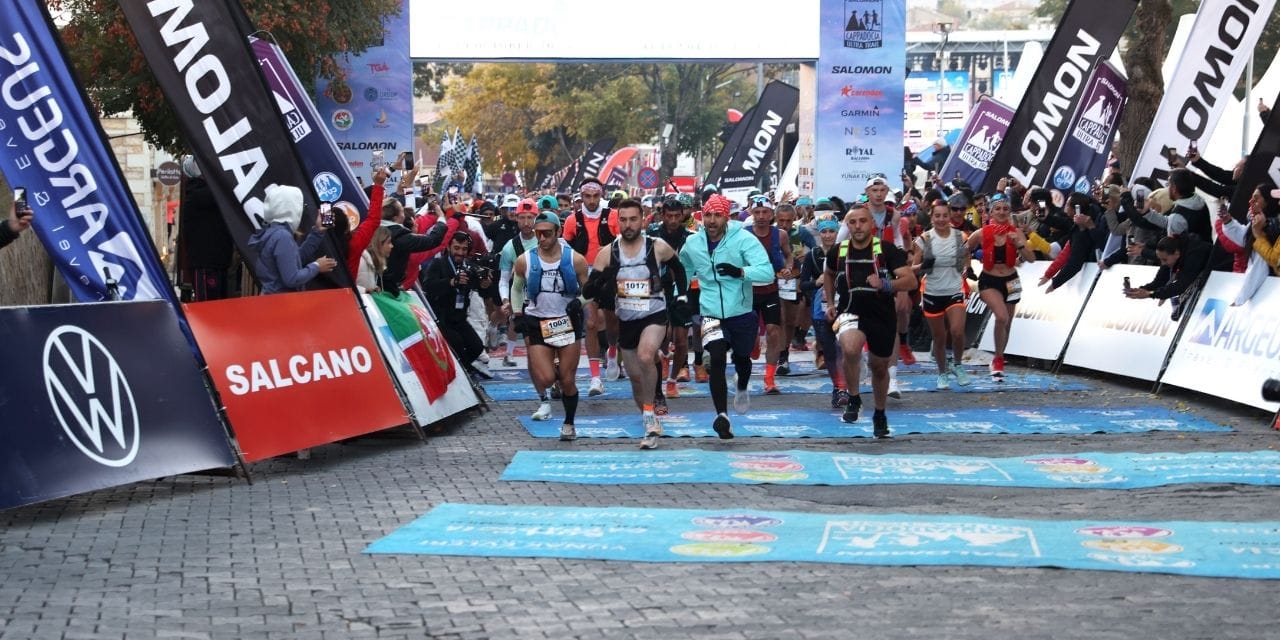 Kapadokya'da 2 bin 406 kişi koşuyor