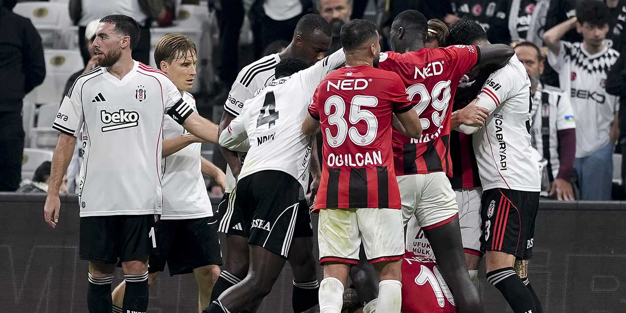 Beşiktaş'ta 3 futbolcuya büyük tepki