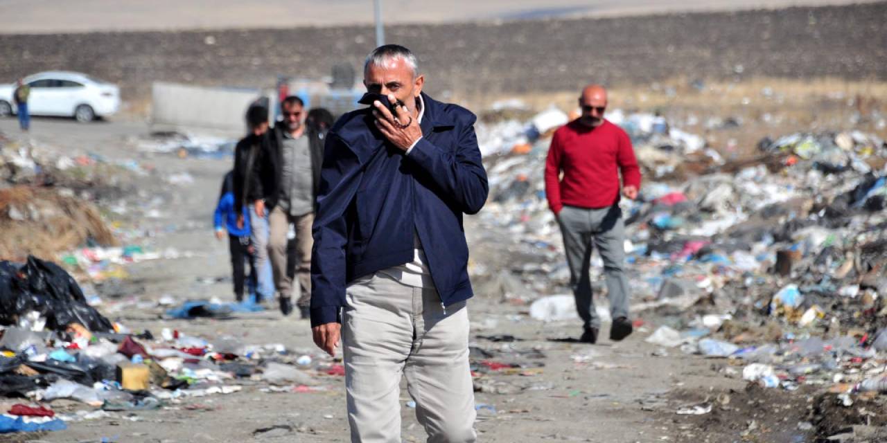 Kars’ın 20 yıllık çöp sorunu: Mahalleli isyan etti