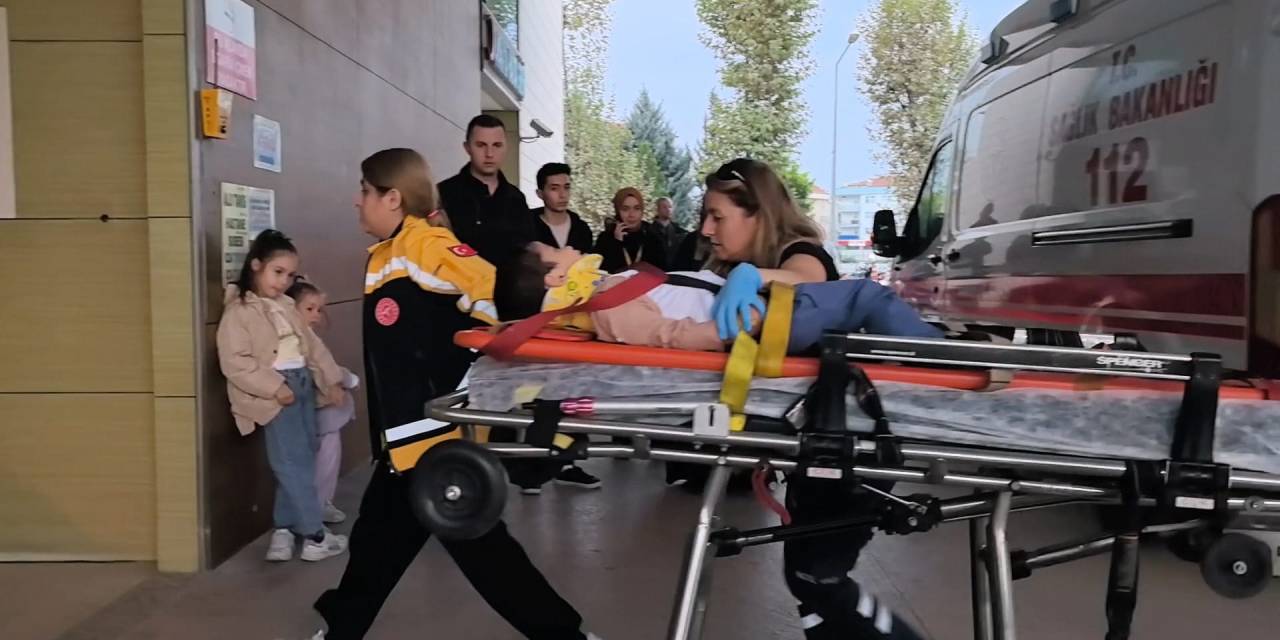 Pencereden sarkan 5 yaşındaki Serdar 3'üncü kattan düştü
